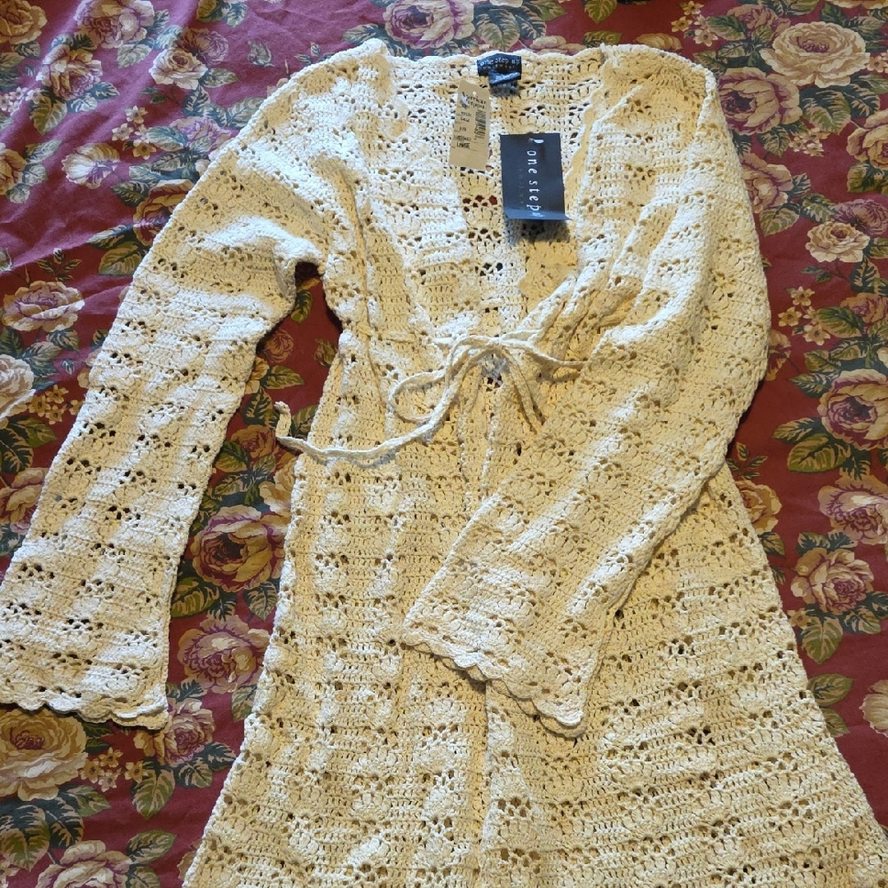 One Step Ahead Knitwear Cream Crochet Top